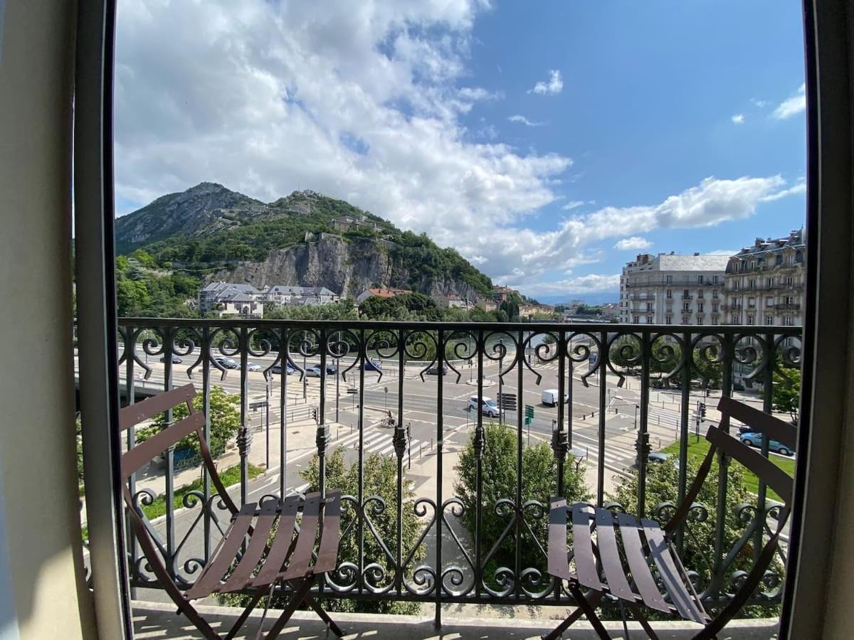Le Telepherique, Vue Bastille, 6 Pers, 300 M Gare Grenoble Exterior photo
