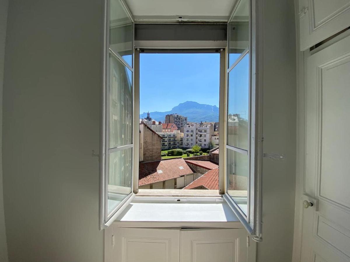 Le Telepherique, Vue Bastille, 6 Pers, 300 M Gare Grenoble Exterior photo