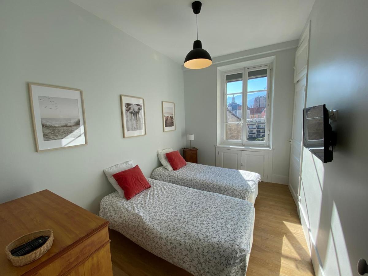 Le Telepherique, Vue Bastille, 6 Pers, 300 M Gare Grenoble Exterior photo