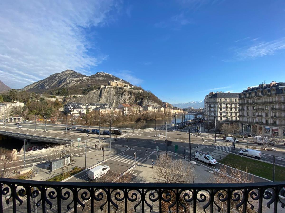 Le Telepherique, Vue Bastille, 6 Pers, 300 M Gare Grenoble Exterior photo